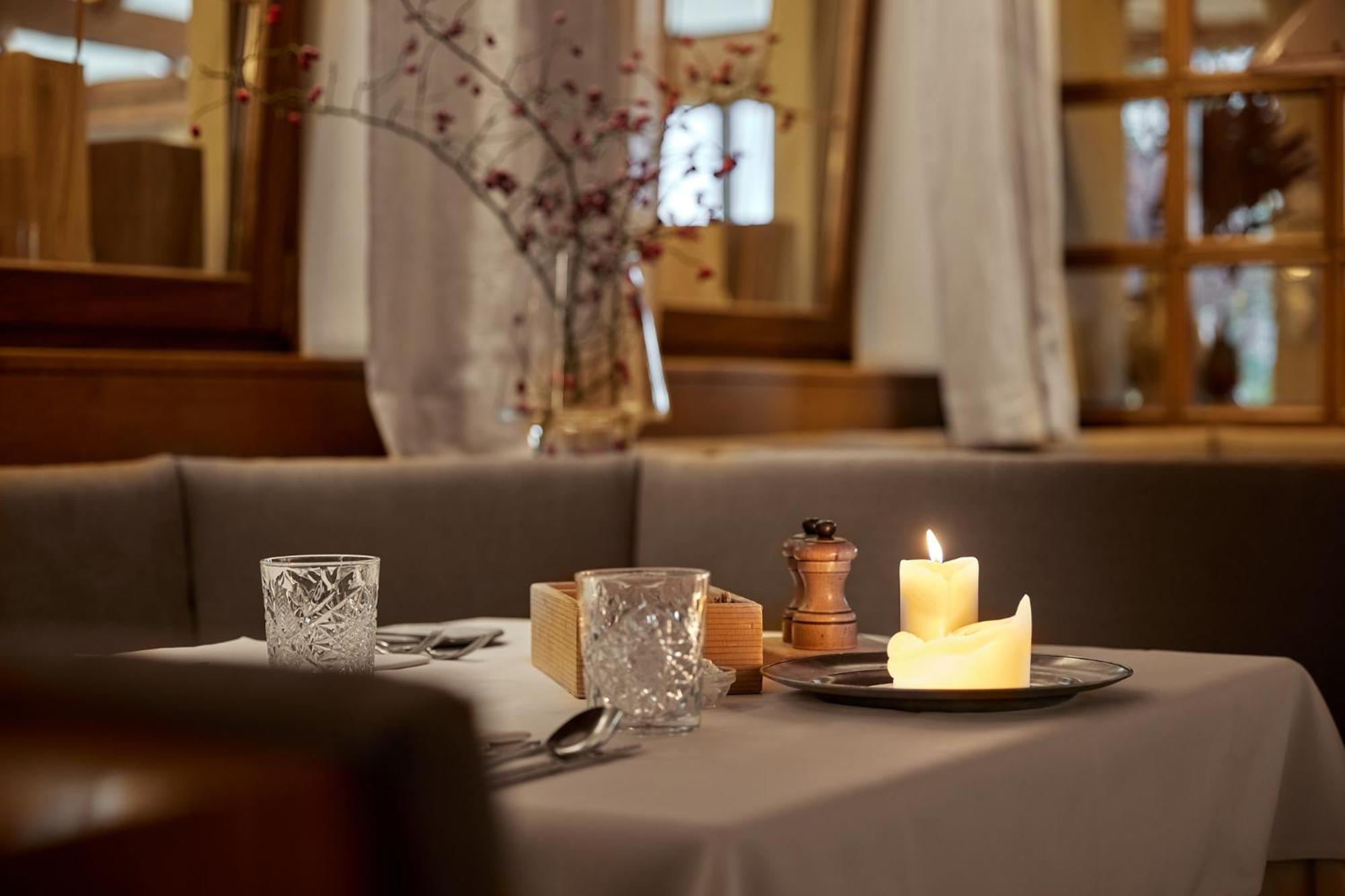 Saltus Hotel Jenesien Eksteriør billede